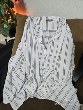 Vintage!Striped Lightweight Button-Front Shirt Jacket - White with Black Stripes